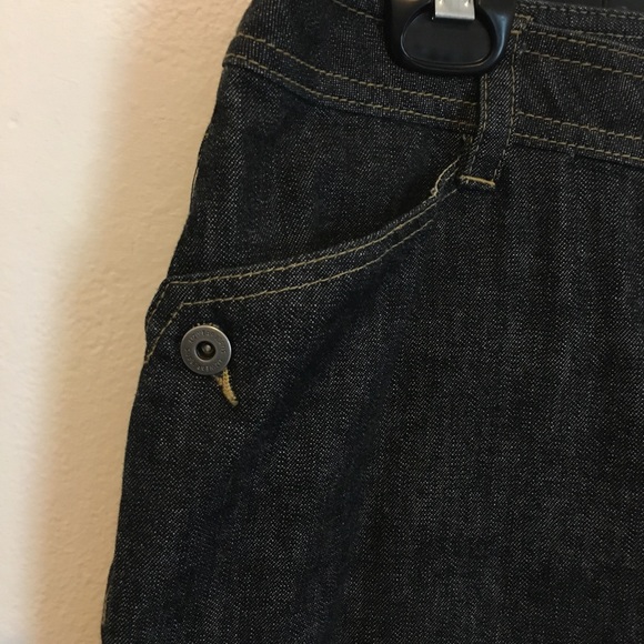 EUC LIZ CLAIBORNE Lizwear Denim Capris Jeans - Picture 2 of 4